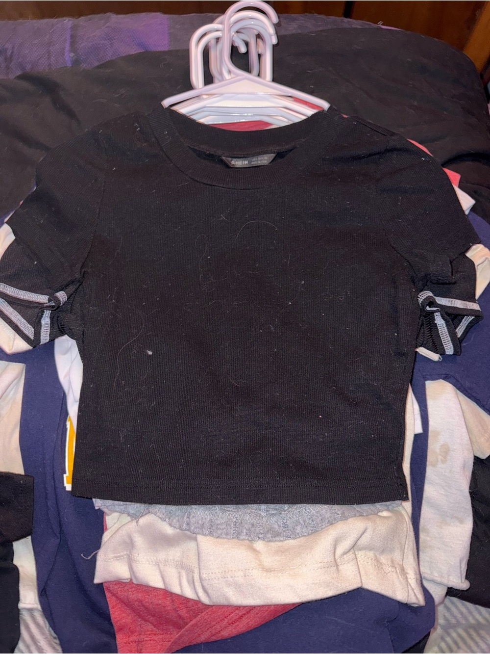 SHEIN Black Short Sleeve Crop Top with Striped Sleeve Detail
